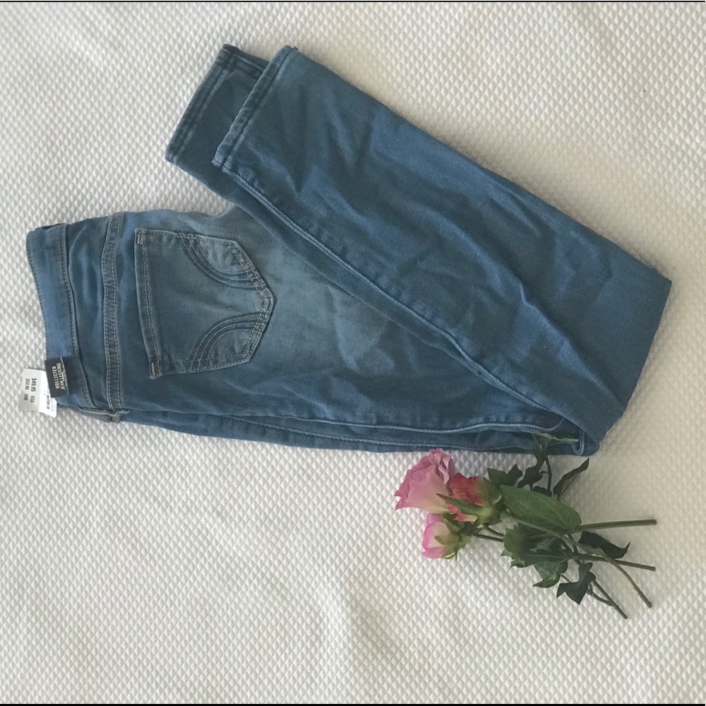 Hollister jeans original blue color
